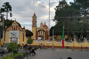 Plaza del Centro San Lorenzo Tepaltitlan image