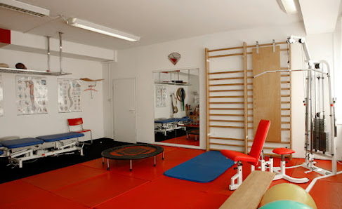 Therapie Physioteam Köln Friedrich-Karl-Straße 241-243, 50735 Köln, Deutschland