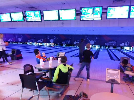 Bowling Alley «Brunswick Zone Woodridge», reviews and photos, 1555 75th St, Woodridge, IL 60517, USA