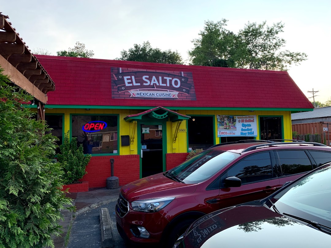 El Salto Restaurant