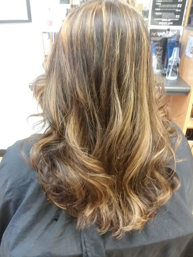 Hair Salon «Fantastic Sams Cut & Color», reviews and photos, 378 Havendale Blvd, Auburndale, FL 33823, USA