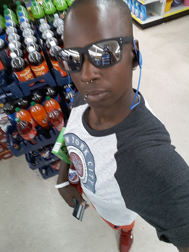 Home Goods Store «Dollar General», reviews and photos, 1901 W Camelback Rd, Phoenix, AZ 85015, USA