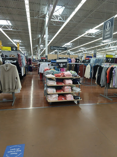 Department Store «Walmart Supercenter», reviews and photos, 27931 Kelly Johnson Pkwy, Santa Clarita, CA 91355, USA