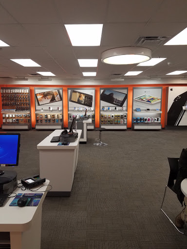 Cell Phone Store «AT&T Authorized Retailer», reviews and photos, 3324 Promenade Ave #104, Eagan, MN 55121, USA