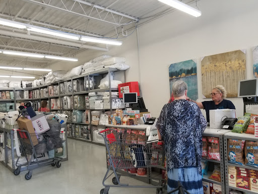 Home Goods Store «Tuesday Morning», reviews and photos, 1406 N Loop 336 W, Conroe, TX 77304, USA