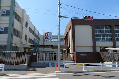 阪南市立東鳥取小学校