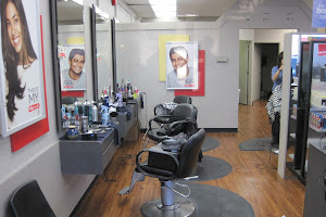First Choice Haircutters Tranquille Rd