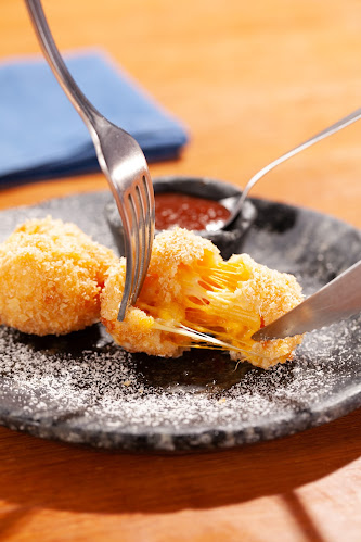 Pensa num queijo empanado delicioso! – Foto de CheeseHouse Restaurante -  Unidade Marista, Goiânia - Tripadvisor
