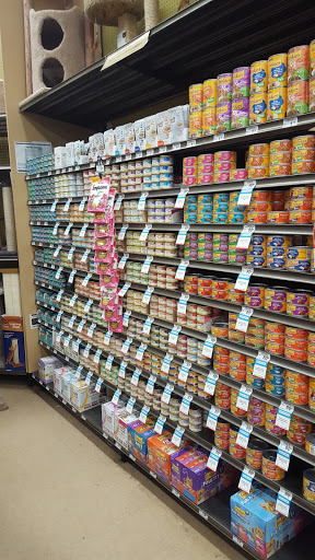 Pet Supply Store «Petco Animal Supplies», reviews and photos, 6416 Carlisle Pike #300, Mechanicsburg, PA 17050, USA