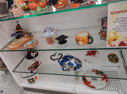 Thrift Store «Thrift City Inc», reviews and photos, 6804 Huebner Rd, San Antonio, TX 78238, USA