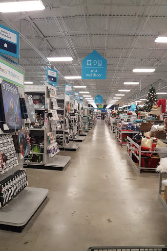 Home Goods Store «At Home», reviews and photos, 3700 S Campbell Ave, Springfield, MO 65807, USA