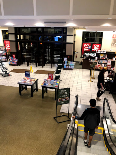 Book Store «Barnes & Noble», reviews and photos, 1430 Plaza Pl, Southlake, TX 76092, USA