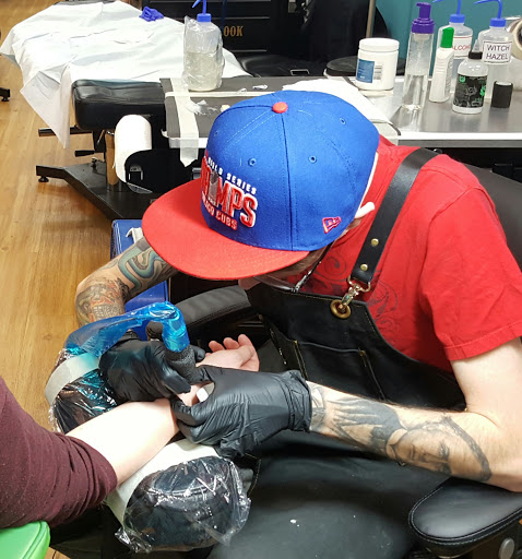 Tattoo Shop «Lucky Bella Tattoos», reviews and photos, 9805 Maumelle Blvd, North Little Rock, AR 72113, USA