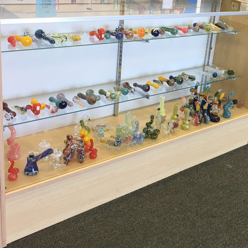 Tobacco Shop «Wildcat smoke shop», reviews and photos, 2707 Fort Campbell Blvd, Hopkinsville, KY 42240, USA