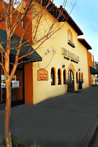 Jewelry Store «Leo Hamel Fine Jewelry & Engagement Ring Store», reviews and photos, 1851 San Diego Ave, San Diego, CA 92110, USA