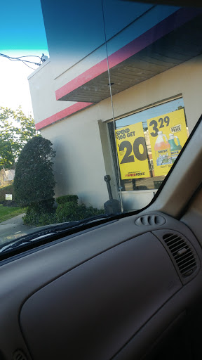 Auto Parts Store «Advance Auto Parts», reviews and photos, 161 W Hills Rd, Huntington Station, NY 11746, USA