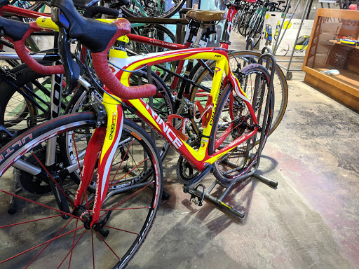 Bicycle Store «La Dolce Velo Bicycle Shop», reviews and photos, 1280 The Alameda, San Jose, CA 95126, USA