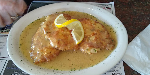 Pizza Restaurant «Hometown Pizza», reviews and photos, 250 West St, Litchfield, CT 06759, USA