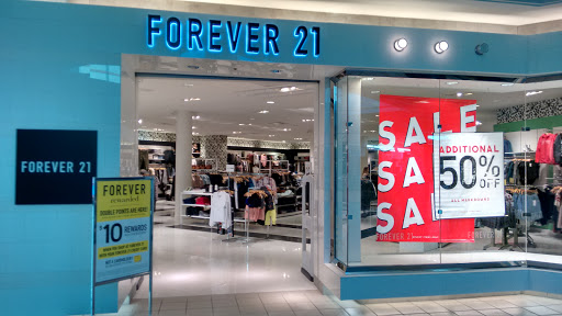 Clothing Store «F21 XXI», reviews and photos, 364 Maine Mall Rd, South Portland, ME 04106, USA