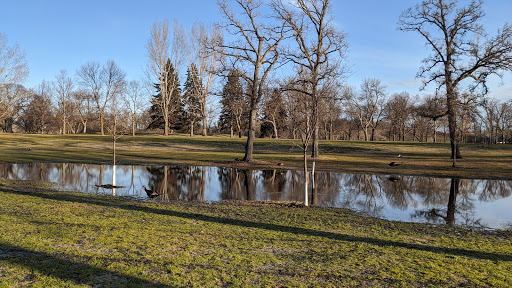 Golf Course «Edgewood Golf Course Pro Shop», reviews and photos, 19 Golf Course Rd, Fargo, ND 58102, USA