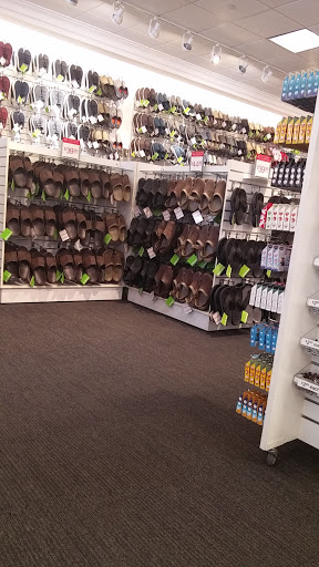 Shoe Store «Crocs», reviews and photos, 607 Bluebird Ct, Central Valley, NY 10917, USA
