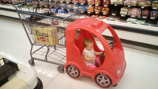 Grocery Store «Kroger», reviews and photos, 1802 N Pointe Dr, Durham, NC 27705, USA