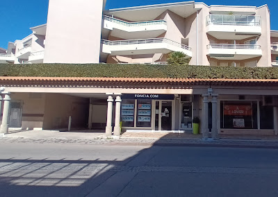 FONCIA | Agence Immobilière | Achat - Vente | Cavalaire-Sur-Mer : rue du port à Cavalaire-sur-Mer