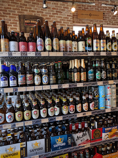 Beer Store «Hop City Craft Beer & Wine», reviews and photos, 1000 Marietta St NW #302, Atlanta, GA 30318, USA