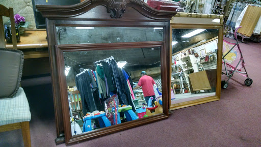 Halo Bargain Center, 701 Snow Hill Rd, Salisbury, MD 21804, Thrift Store