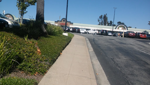 Shopping Mall «Laurelwood Shopping Center», reviews and photos, 1206 W Hillsdale Blvd, San Mateo, CA 94403, USA