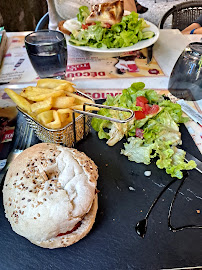 Hamburger du Restaurant français Les Pierres Rouges à Collonges-la-Rouge - n°1