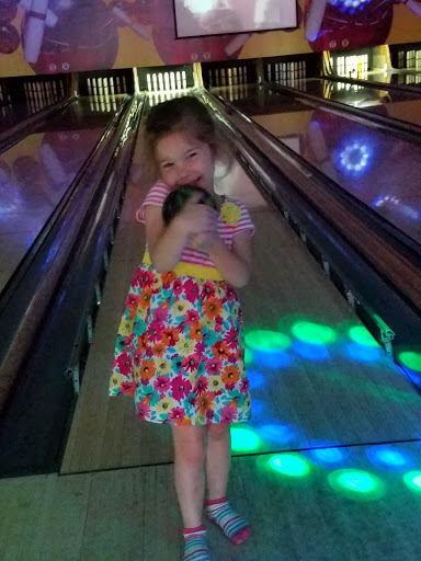 Bowling Alley «Mohegan Bowl», reviews and photos, 51 Thompson Rd, Webster, MA 01570, USA