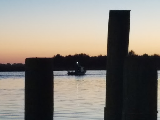 Italian Restaurant «Yacht Basin Eatery», reviews and photos, 122 Yacht Basin Dr, Southport, NC 28461, USA