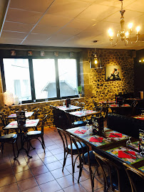 Atmosphère du Restaurant français L'Arbalète à Murol - n°19