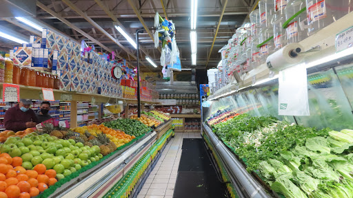 Grocery Store «Gonzales Supermarket», reviews and photos, 652 Collins St, Joliet, IL 60432, USA