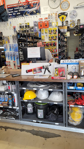 Hardware Store «Sewell Hardware Co., Inc.», reviews and photos, 707 US-1, Vero Beach, FL 32962, USA