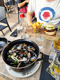 Moule du Restaurant 𝐋𝐚 𝐓𝐚𝐯𝐞𝐫𝐧𝐞 𝐌𝐞𝐭𝐳 𝑇𝑎𝑏𝑙𝑒 𝑑𝑒 𝐶𝑎𝑟𝑎𝑐𝑡è𝑟𝑒 à Metz - n°4