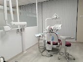 CLINICA DE ESTETICA DENTAL ARENAL VIRGINIA ORTIZ en El Arenal