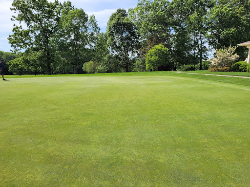 Golf Course «Topstone Golf Course», reviews and photos, 516 Griffin Rd # A, South Windsor, CT 06074, USA