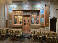 Atmosphère du Restaurant français Le Poulbot à Paris - n°2