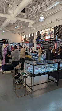 Ready Tux Formal Wear - Photo 2 - Car repair in Las Vegas, NV, Henderson