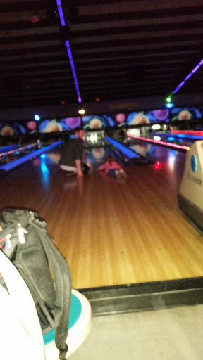 Bowling Alley «Wildwood Lake Bowl Inc», reviews and photos, 3951 Lake Ave, Riverhead, NY 11901, USA