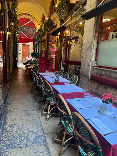 Le Mercière - Restaurant Le Mercière, 56 Rue Mercière, 69002 Lyon, France