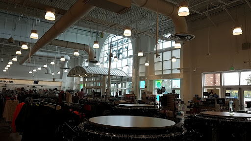 Department Store «Nordstrom Rack Easton Market», reviews and photos, 3736 Easton Market, Columbus, OH 43219, USA