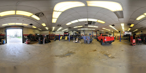 Truck Accessories Store «4 Wheel Parts Performance Center - Indianapolis», reviews and photos, 9470 E Washington St, Indianapolis, IN 46229, USA