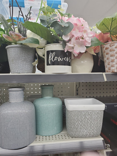 Discount Store «Dollar General», reviews and photos, 1412 8th Ave, Greeley, CO 80631, USA