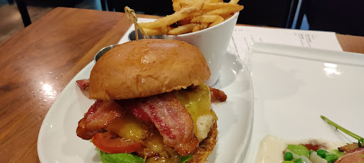 American Restaurant «D Bar Denver», reviews and photos, 494 E 19th Ave, Denver, CO 80203, USA