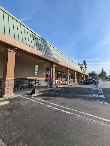Health Food Store «Sprouts Farmers Market», reviews and photos, 835 W Foothill Blvd, Claremont, CA 91711, USA