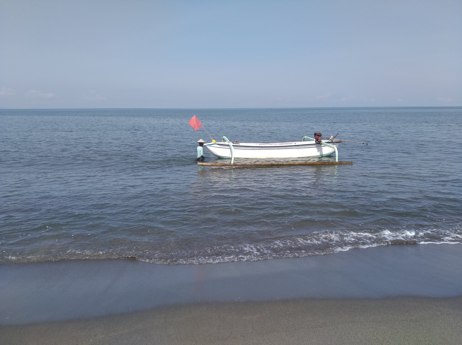 Fotografie cu Karang Bangket Beach cu drept și lung