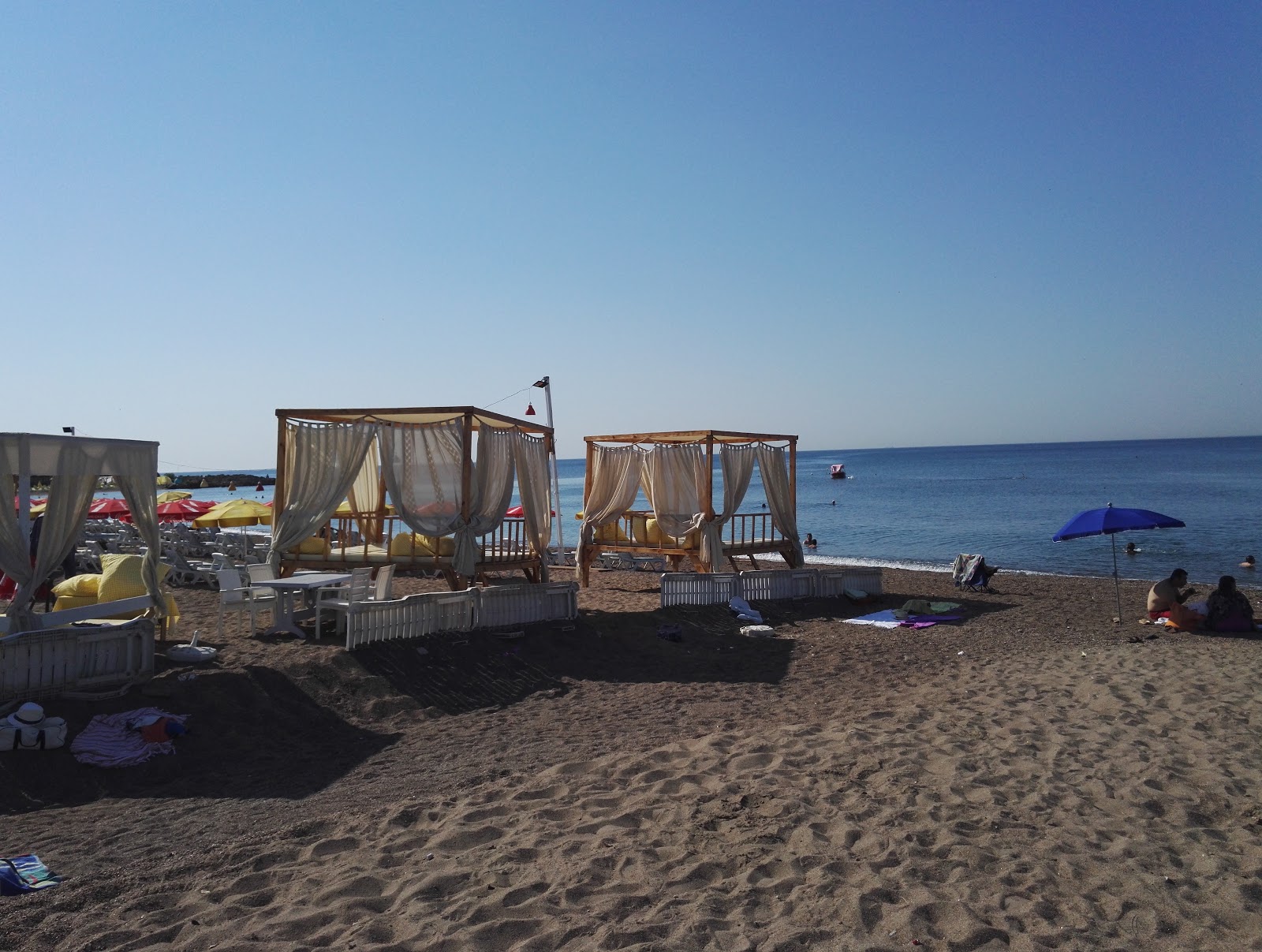 Foto de Ornekkoy Sahili área de complejo turístico de playa